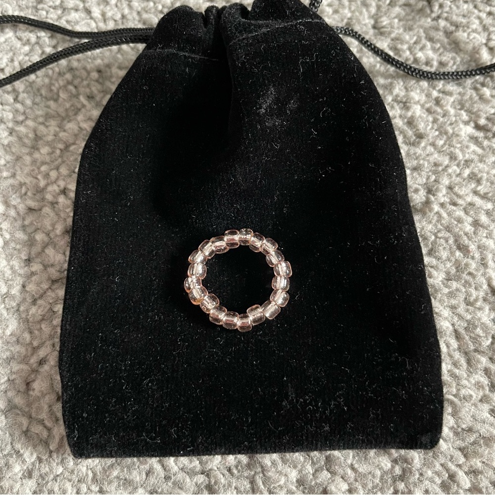3/$25 Rose Gold Beaded Flower Ring Set - Picture 3 of 4